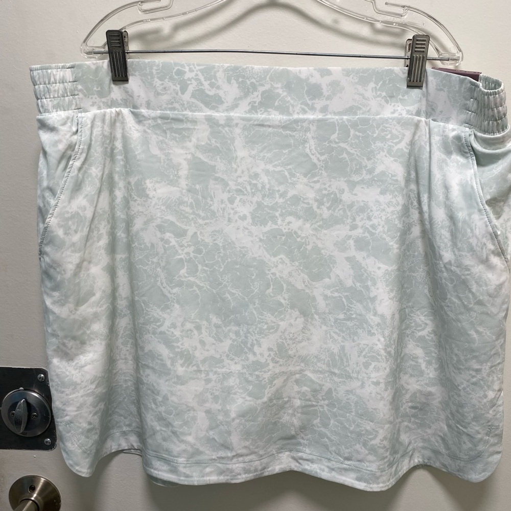 Calia, XXL,Golf,Green and White Skirt Set w/ built in mesh shorts w/pocket. NWT